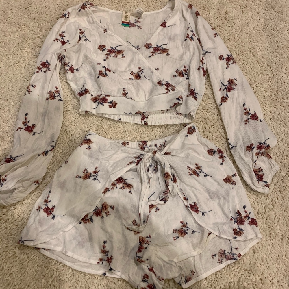 2 piece flowy outfit
